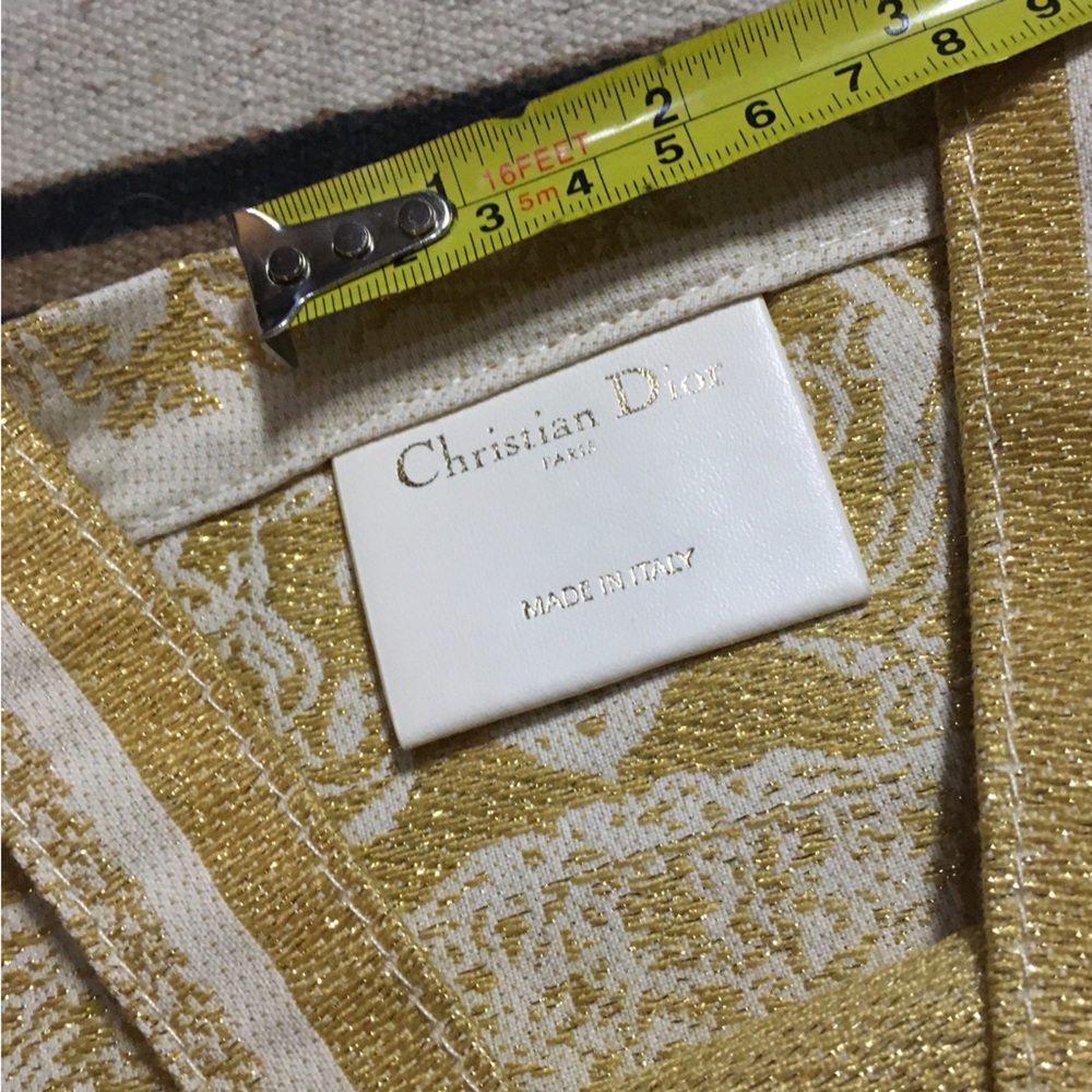 Christian Dior Gold on Beige Canvas tote bag - Picture 12 of 13